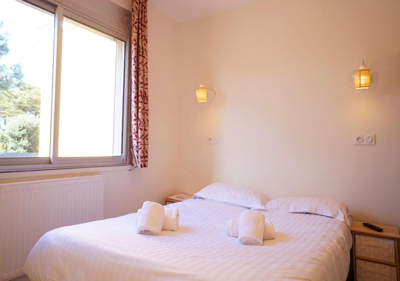 Hotel Et Studios Le Marina Baie De La Baule ปอร์นิเชต์ ภายนอก รูปภาพ
