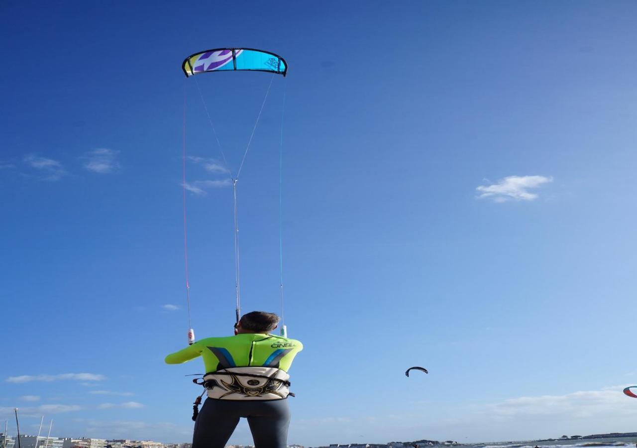 Hotel Et Studios Le Marina Baie De La Baule ปอร์นิเชต์ ภายนอก รูปภาพ