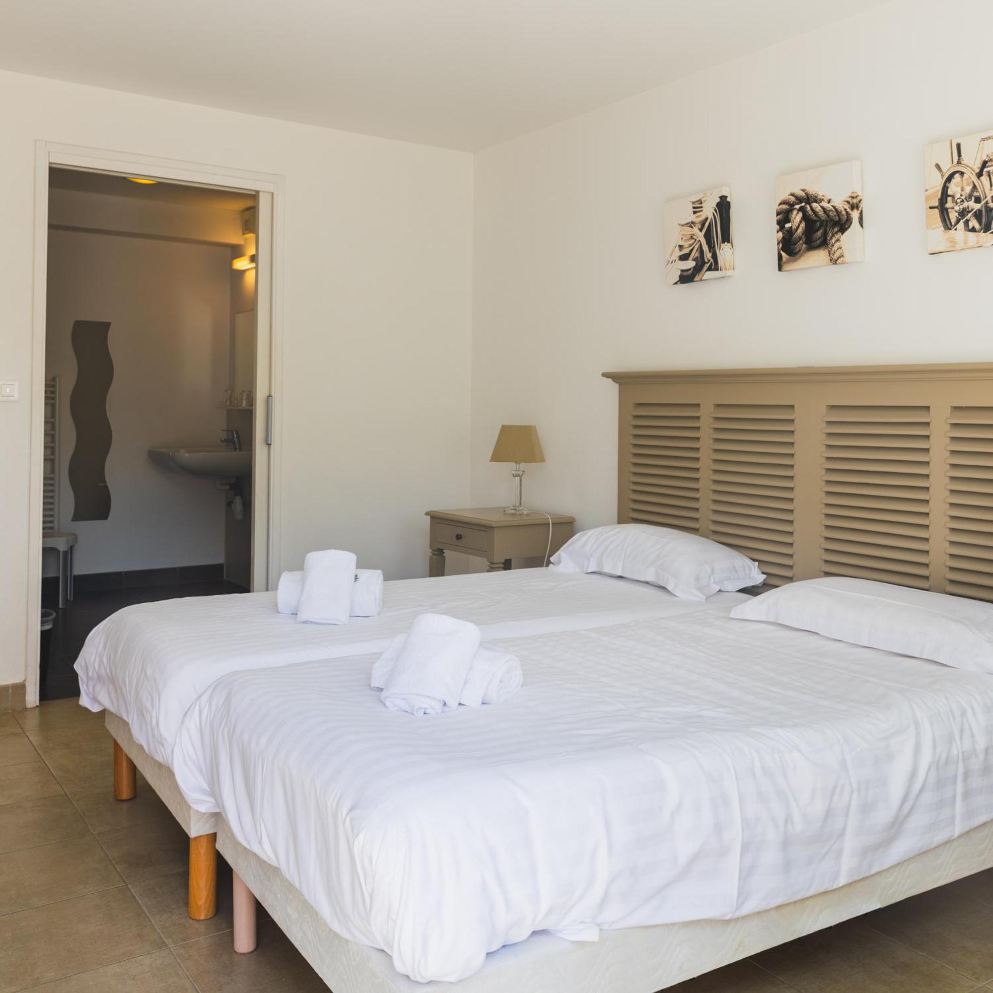 Hotel Et Studios Le Marina Baie De La Baule ปอร์นิเชต์ ภายนอก รูปภาพ